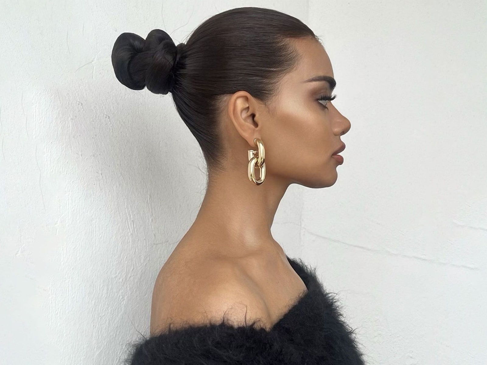 These stunning updo hairstyles are anything but boring