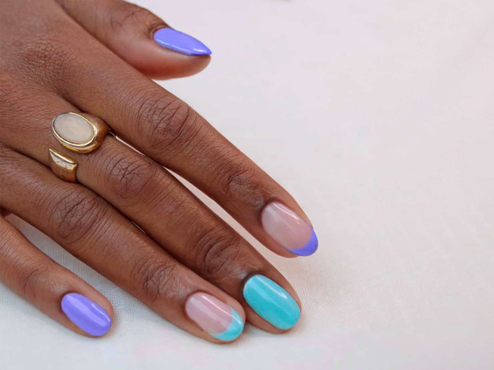 What are shellac nails and how are they different to gel?